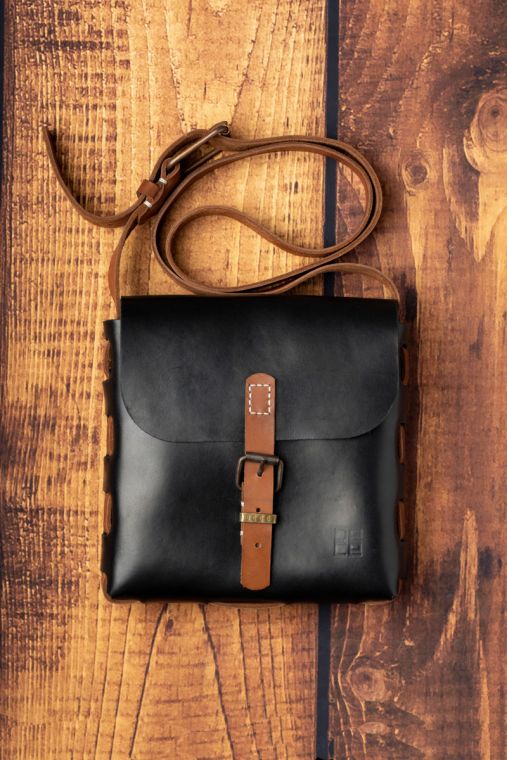 Geanta de umar handmade din piele naturala URBAN BAG Compact Messenger